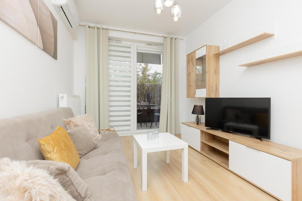 Apartment With Ac Warsaw Mokotow Business Centre By Noclegi Renters Exterior foto